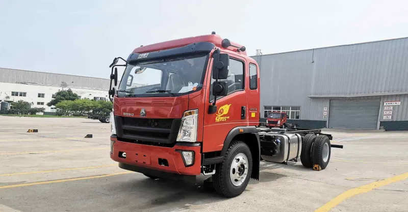 Caminhão de carga 4x2 Sinotruk Caminhão leve ≥12t