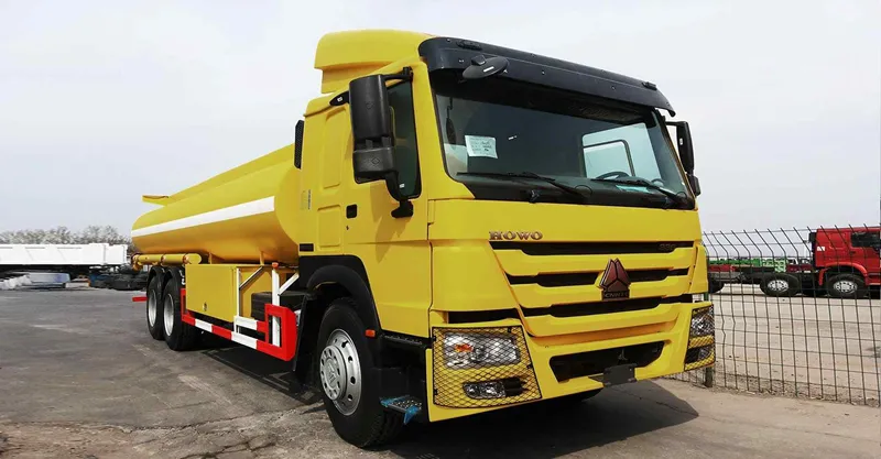 Caminhão de tanque de combustível 6x4 Howo-7