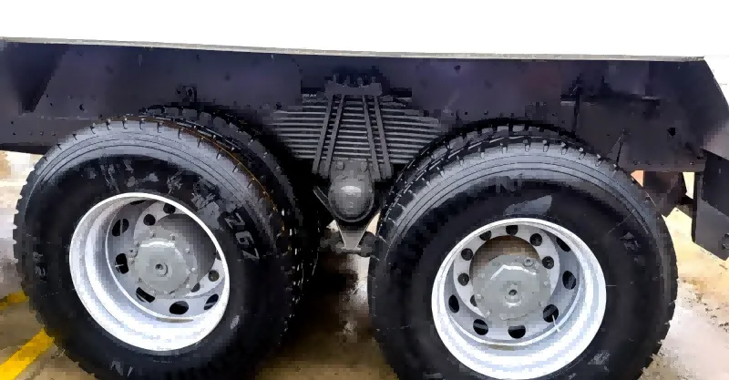 Caminhão tipper 6x4 371 hp sinotruk howo