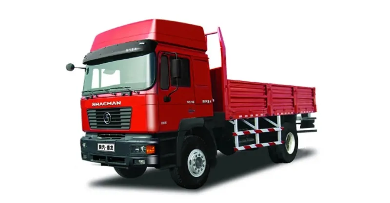 Caminhão de carga 4x2 Shacman F2000