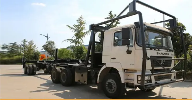 Caminhão de log 6x4 Shacman F2000