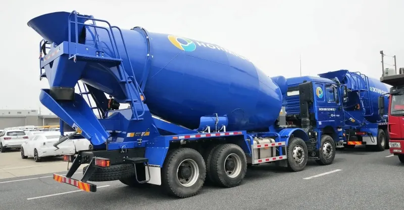 Caminhão Mixer 8x4 Shacman F3000